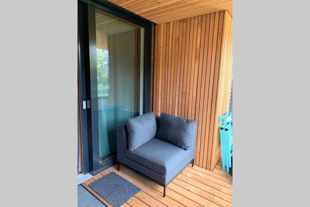Beautiful Sunny New 1 Bed Apt  Flims Exterior foto